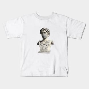 Statue wearing a mask//2020 Kids T-Shirt